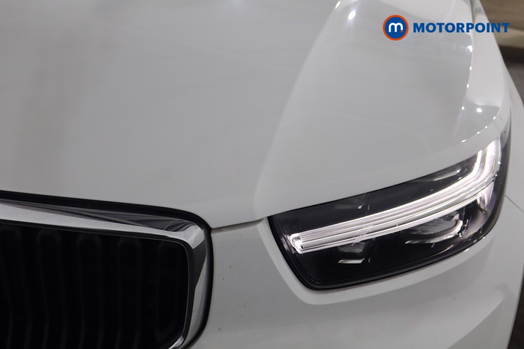 Volvo Xc40 Momentum Manual Petrol SUV - Stock Number (1575231) - 28th supplementary image