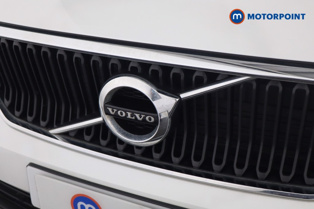 Volvo Xc40 Momentum Manual Petrol SUV - Stock Number (1575231) - 30th supplementary image