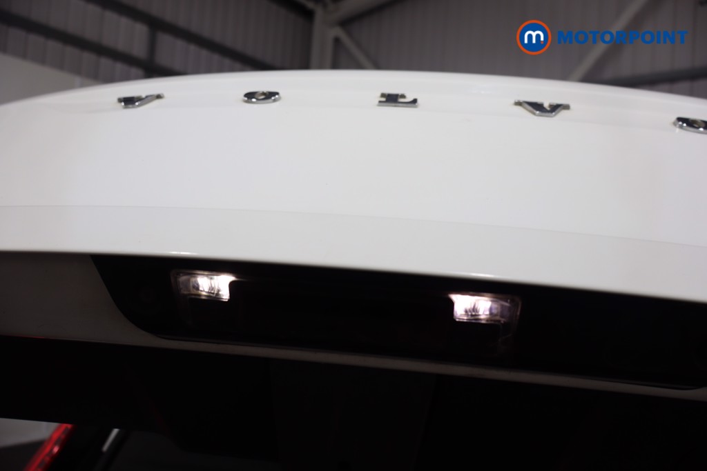 Volvo Xc40 Momentum Manual Petrol SUV - Stock Number (1575231) - 36th supplementary image