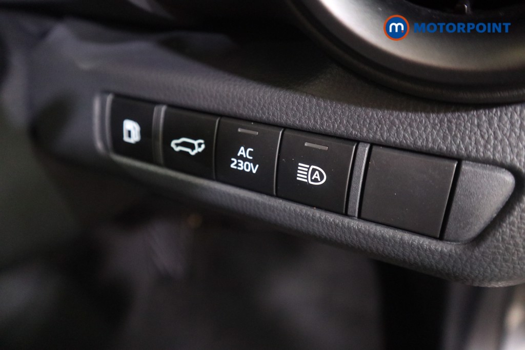 Toyota C-Hr Excel Automatic Petrol Plug-In Hybrid SUV - Stock Number (1575484) - 9th supplementary image