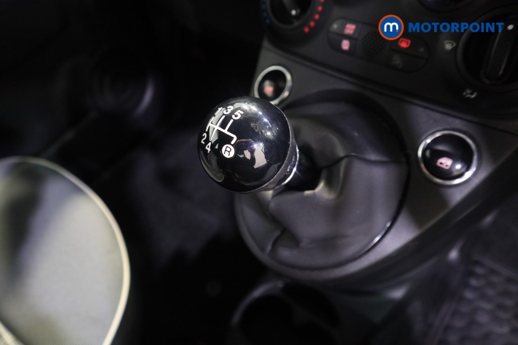 Fiat 500 Lounge Manual Petrol Hatchback - Stock Number (1577356) - 8th supplementary image