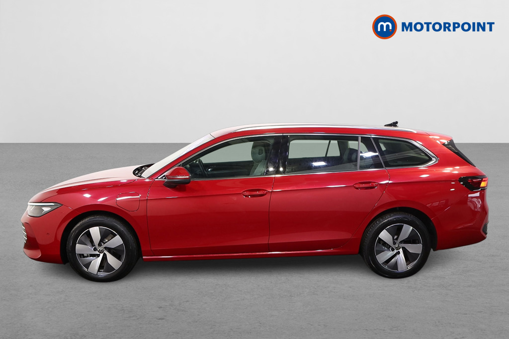 Volkswagen Passat Life Automatic Petrol Plug-In Hybrid Estate - Stock Number (1578083) - Passenger side