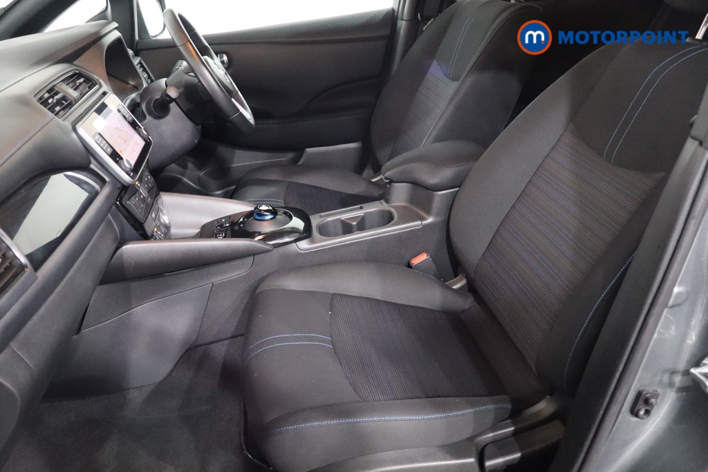 Nissan Leaf N-Connecta Automatic Electric Hatchback - Stock Number (1578424) - 4th supplementary image