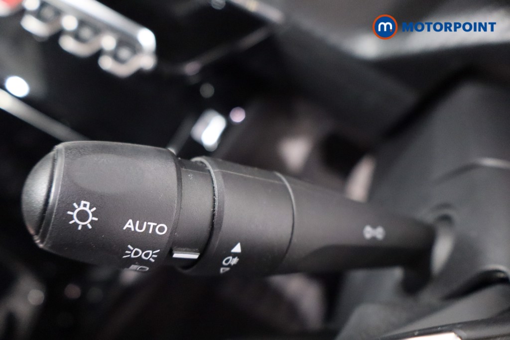 Peugeot 2008 Allure Automatic Petrol SUV - Stock Number (1579245) - 19th supplementary image