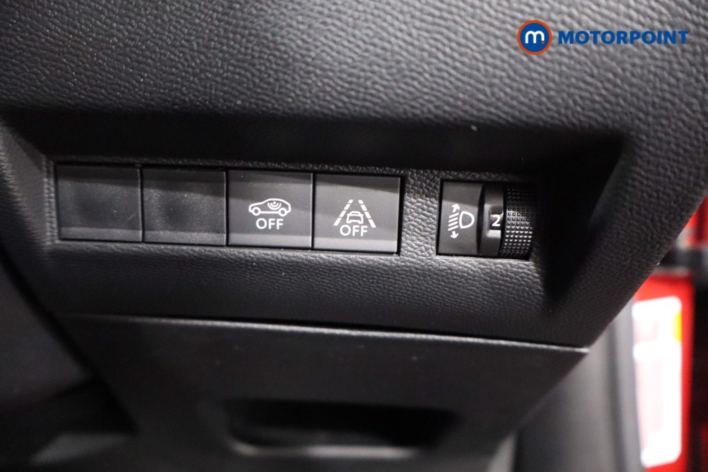 Peugeot 2008 Allure Automatic Petrol SUV - Stock Number (1579245) - 20th supplementary image
