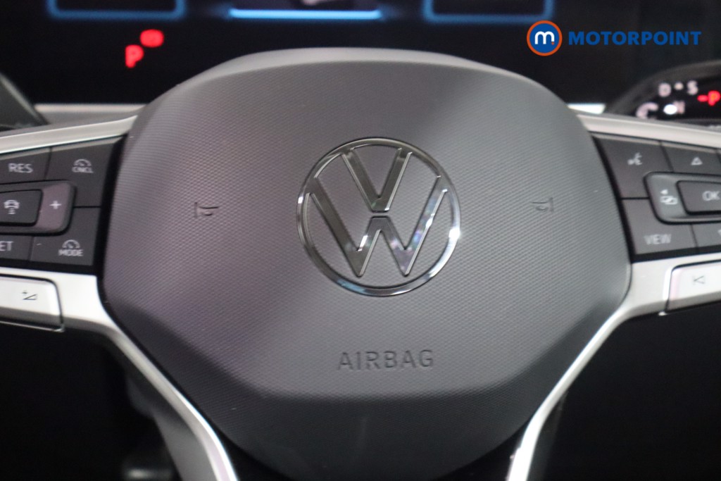 Volkswagen Passat Life Automatic Petrol Plug-In Hybrid Estate - Stock Number (1580118) - 15th supplementary image