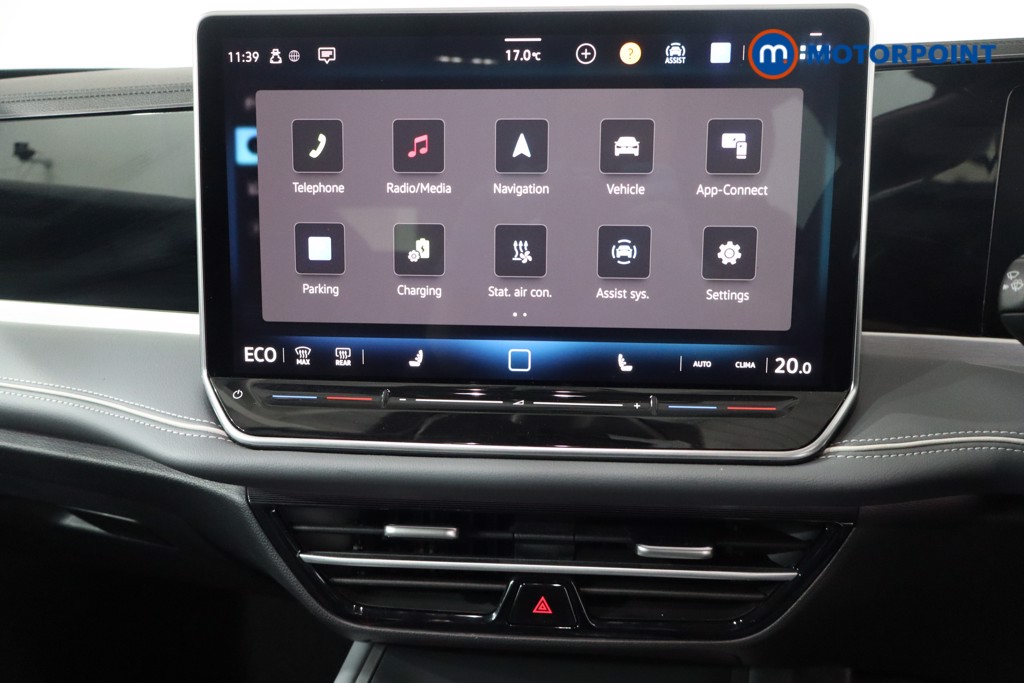 Volkswagen Passat Life Automatic Petrol Plug-In Hybrid Estate - Stock Number (1580118) - 17th supplementary image