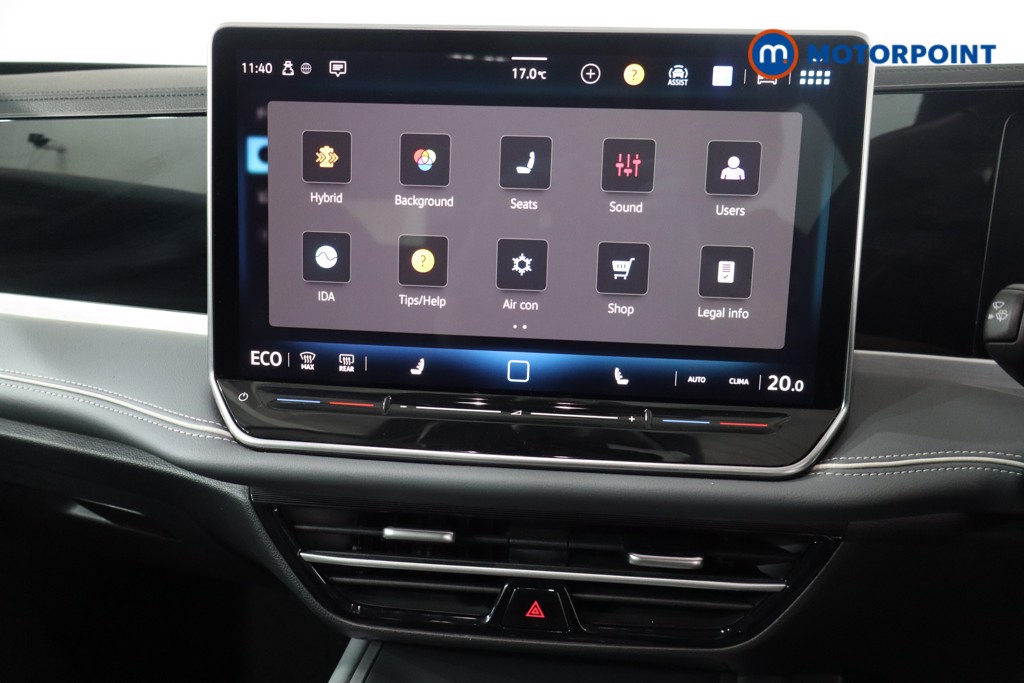 Volkswagen Passat Life Automatic Petrol Plug-In Hybrid Estate - Stock Number (1580118) - 18th supplementary image
