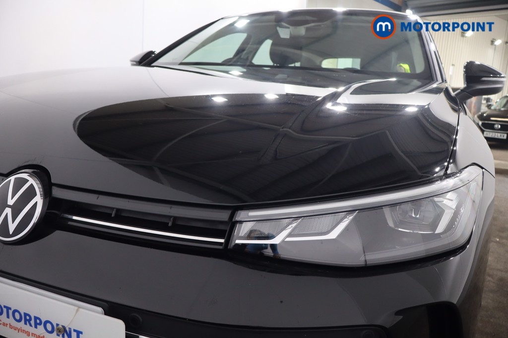 Volkswagen Passat Life Automatic Petrol Plug-In Hybrid Estate - Stock Number (1580118) - 27th supplementary image