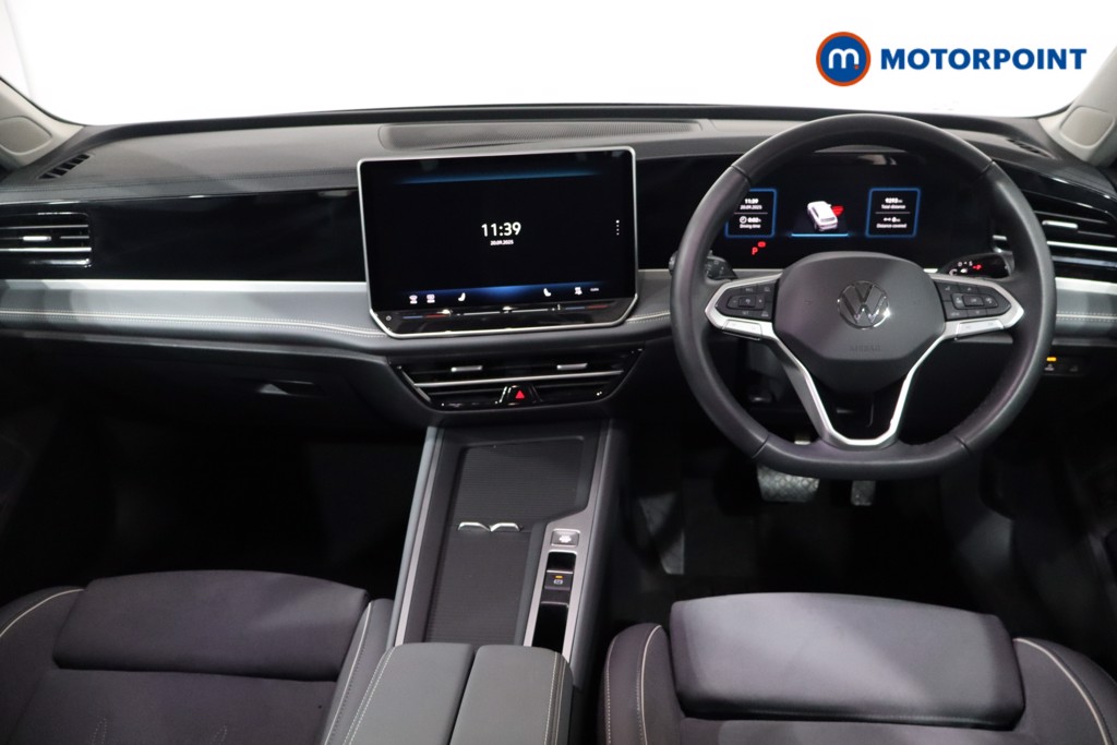 Volkswagen Passat Life Automatic Petrol Plug-In Hybrid Estate - Stock Number (1580118) - 1st supplementary image