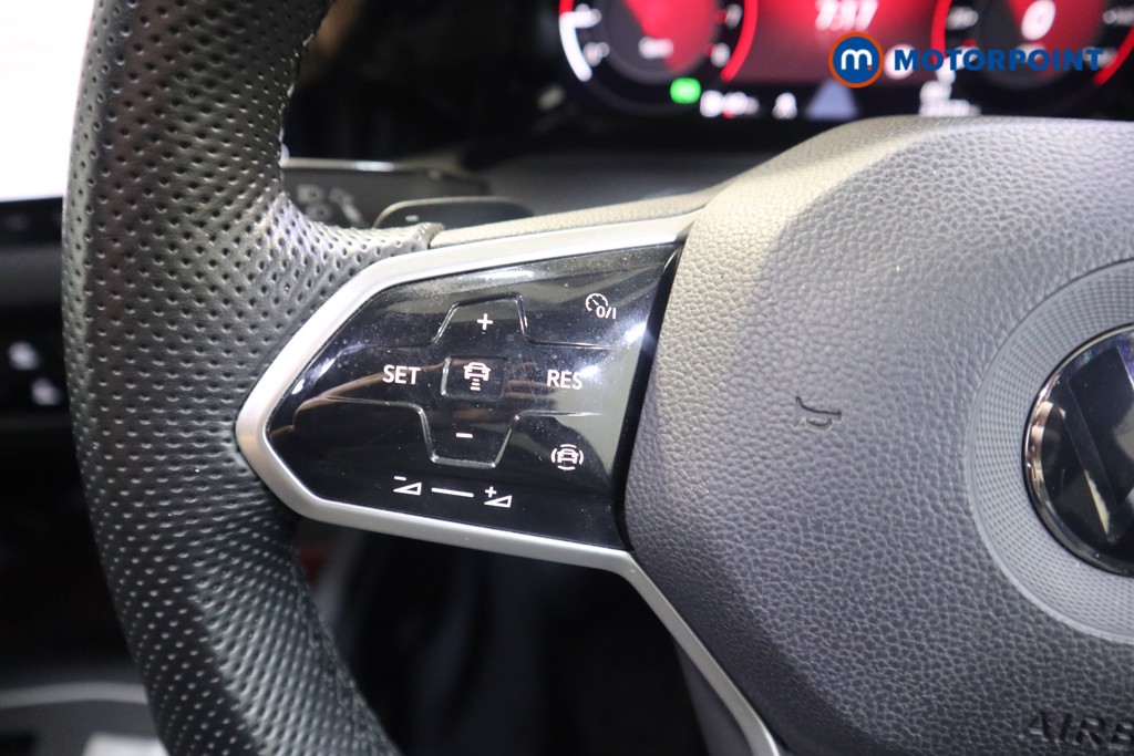 Volkswagen Golf R-Line Automatic Petrol Hatchback - Stock Number (1580460) - 3rd supplementary image