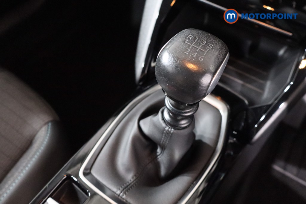 Peugeot 208 Allure Premium Manual Petrol Hatchback - Stock Number (1581198) - 14th supplementary image