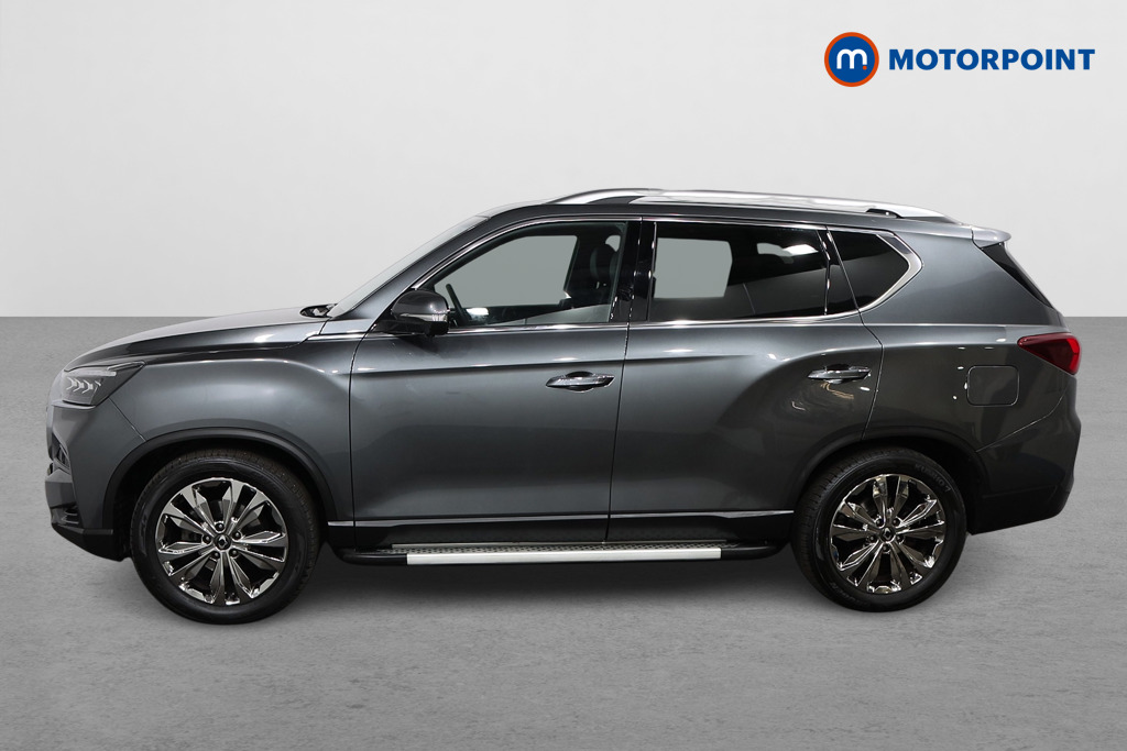 Ssangyong Rexton Ultimate Plus Automatic Diesel SUV - Stock Number (1581723) - Passenger side