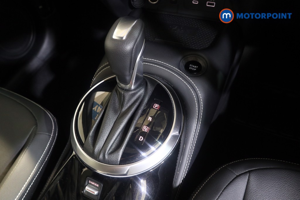 Nissan Juke Tekna Automatic Petrol-Electric Hybrid SUV - Stock Number (1581826) - 8th supplementary image