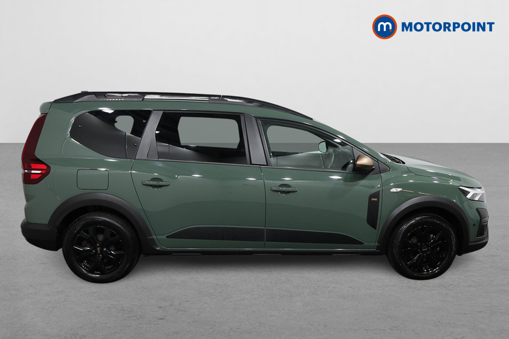 Dacia Jogger Extreme Automatic Petrol-Electric Hybrid People Carrier - Stock Number (1582082) - Drivers side