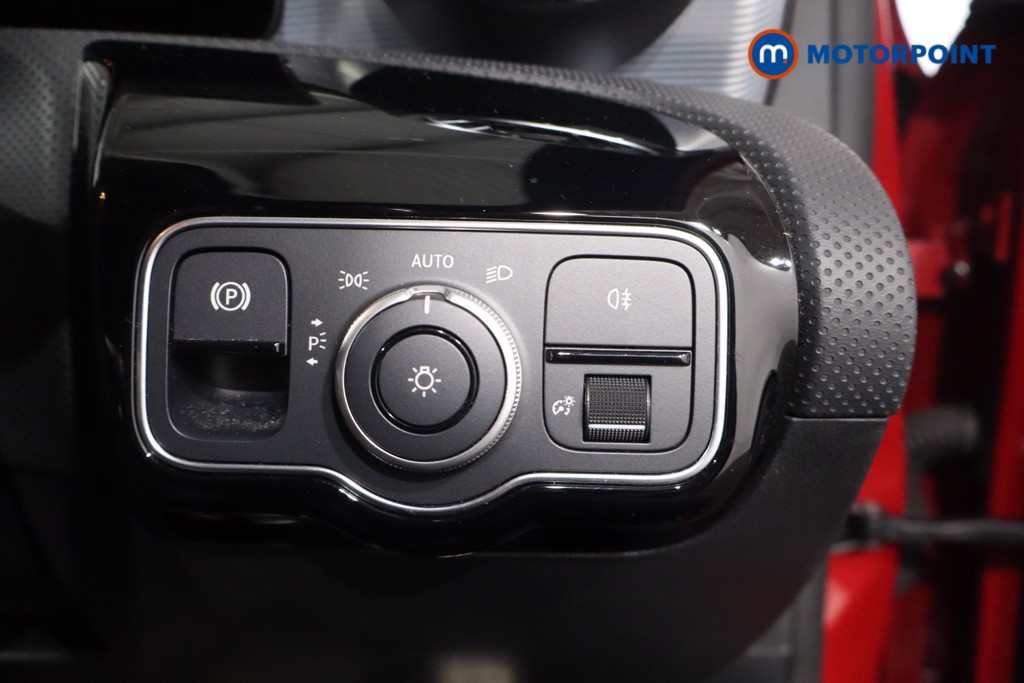 Mercedes-Benz A Class Amg Line Automatic Petrol Hatchback - Stock Number (1582276) - 23rd supplementary image