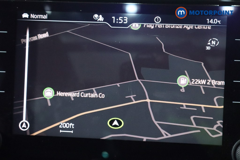 Skoda Karoq Sport Line Automatic Petrol SUV - Stock Number (1571458) - 2nd supplementary image
