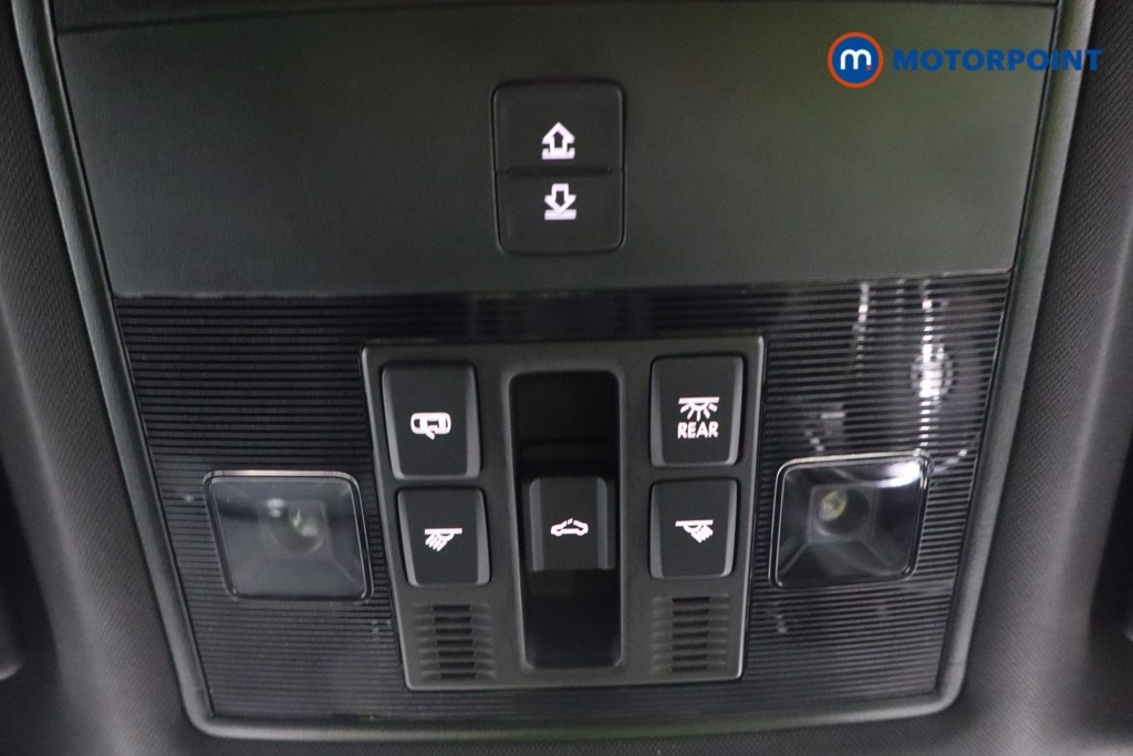 Skoda Karoq Sport Line Automatic Petrol SUV - Stock Number (1571458) - 21st supplementary image