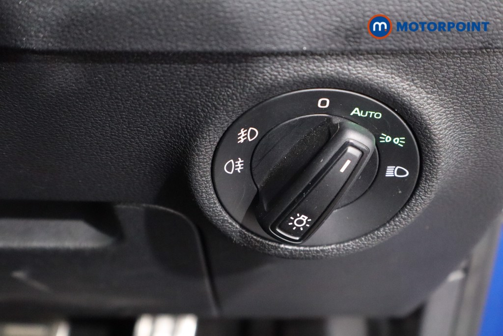 Skoda Karoq Sport Line Automatic Petrol SUV - Stock Number (1571458) - 22nd supplementary image