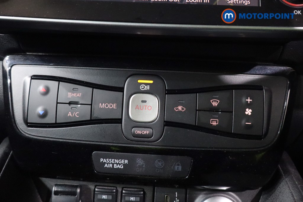 Nissan Leaf N-Connecta Automatic Electric Hatchback - Stock Number (1573423) - 17th supplementary image