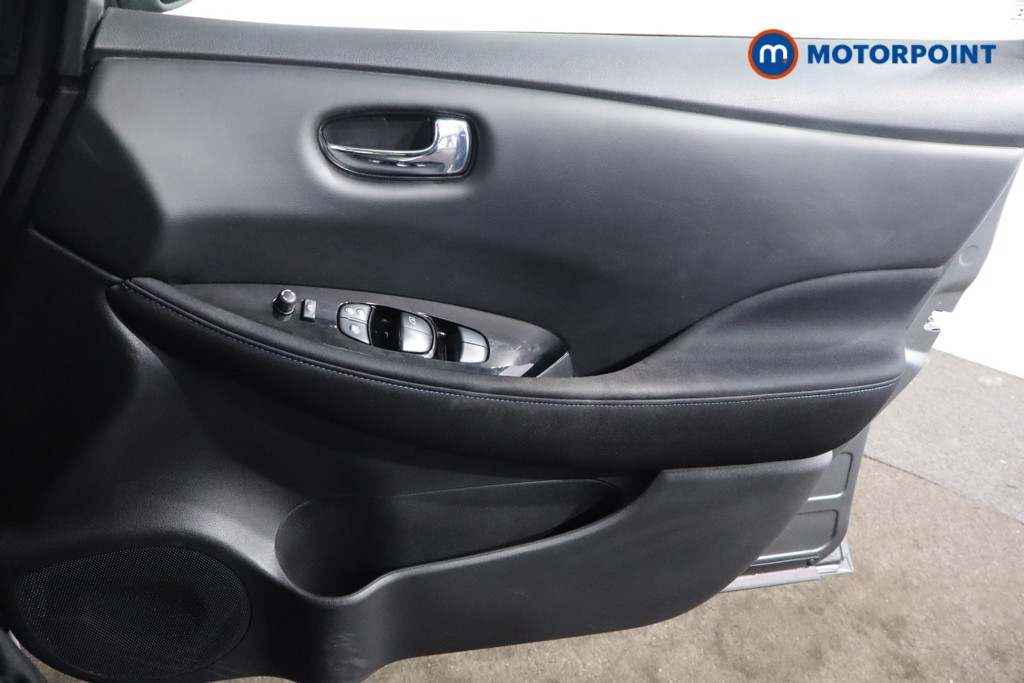 Nissan Leaf N-Connecta Automatic Electric Hatchback - Stock Number (1573423) - 23rd supplementary image