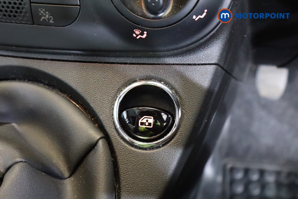 Fiat 500 Dolcevita Manual Petrol Hatchback - Stock Number (1579437) - 14th supplementary image