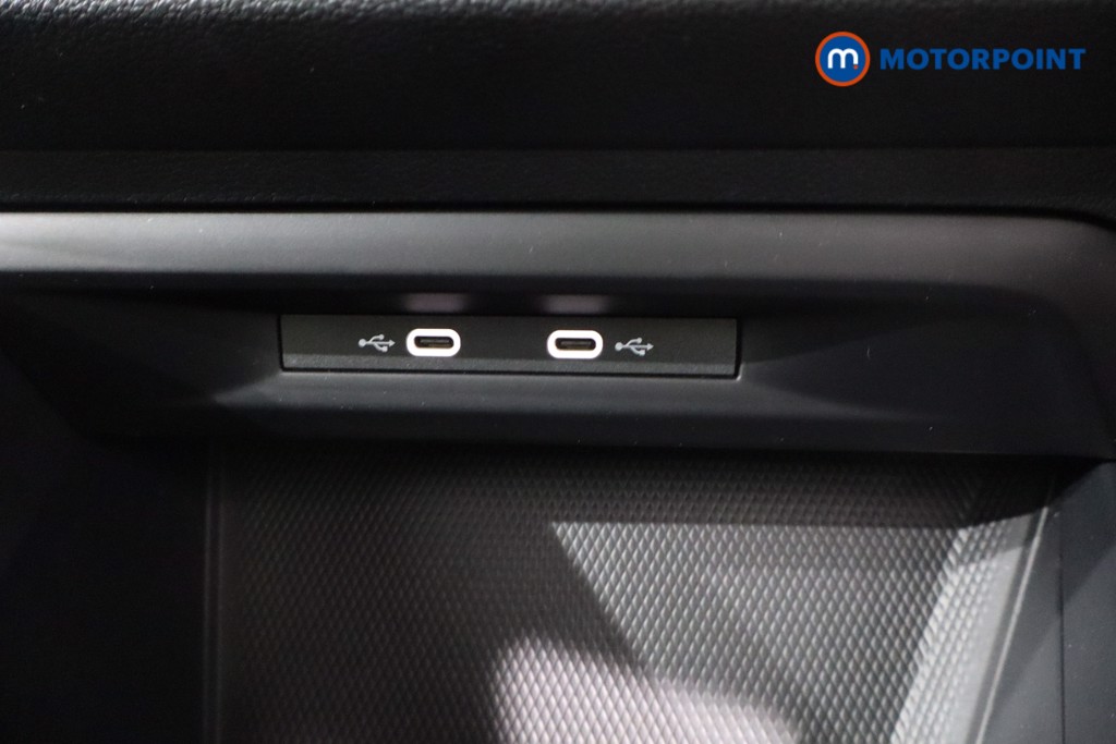 Volkswagen Golf Life Manual Petrol Hatchback - Stock Number (1580935) - 18th supplementary image