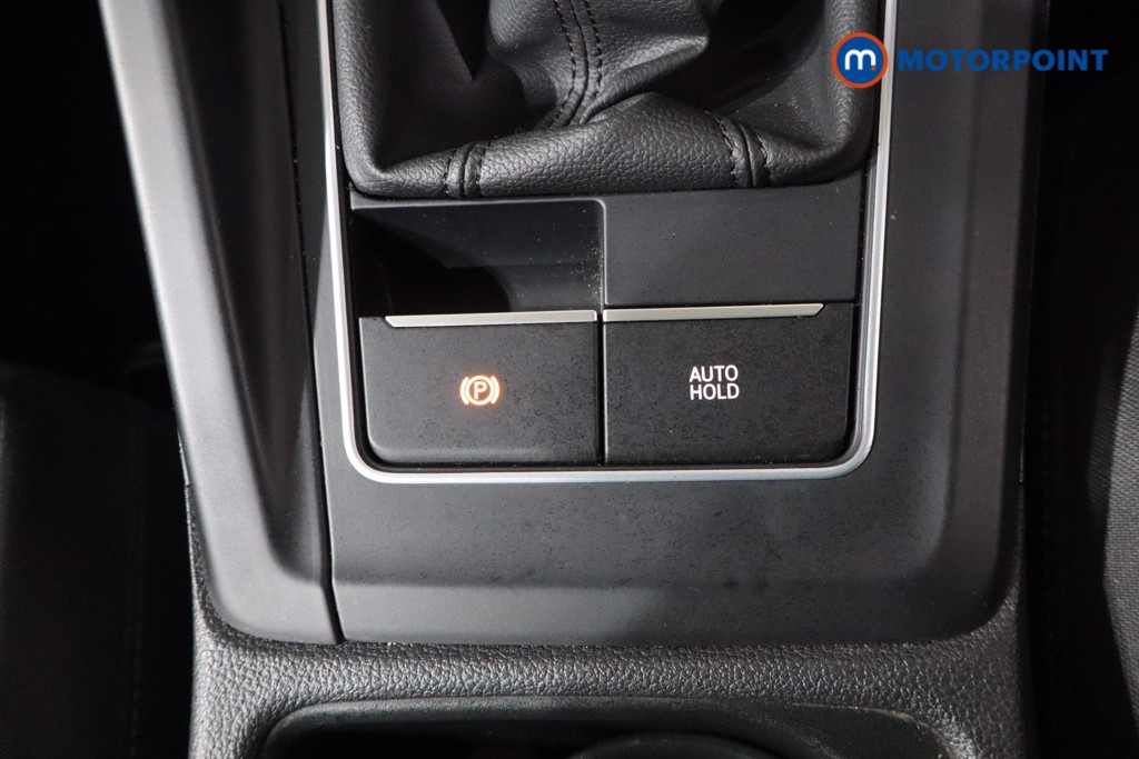 Volkswagen Golf Life Manual Petrol Hatchback - Stock Number (1580935) - 20th supplementary image