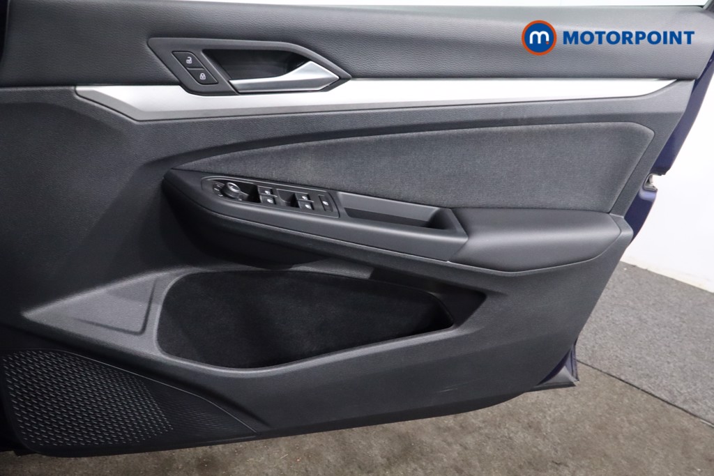 Volkswagen Golf Life Manual Petrol Hatchback - Stock Number (1580935) - 24th supplementary image