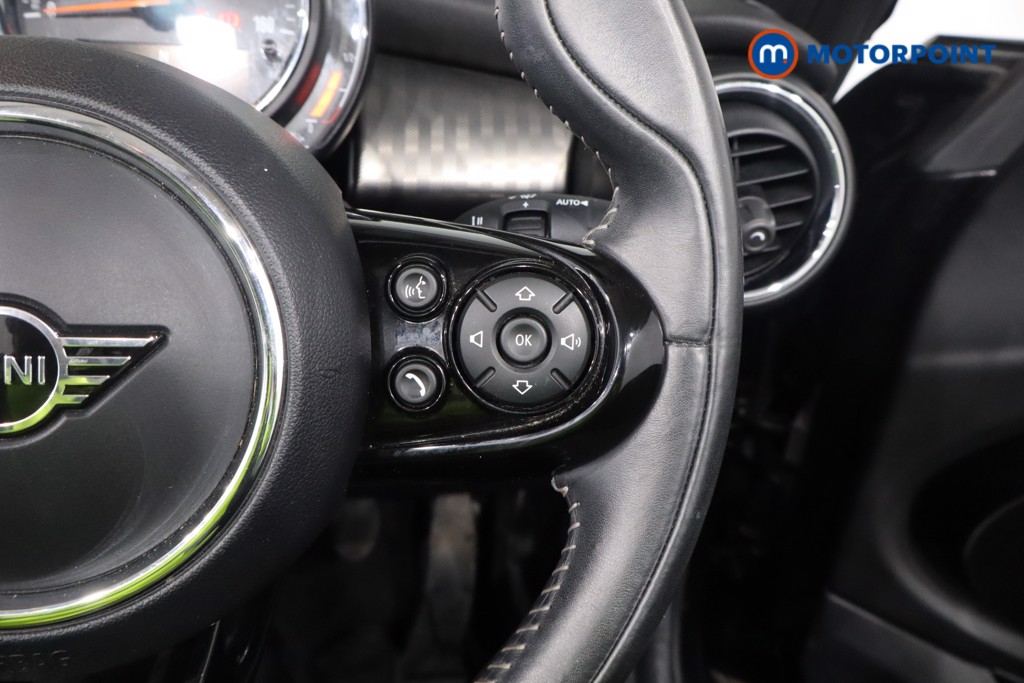 Mini Convertible Cooper Exclusive Manual Petrol Convertible - Stock Number (1580954) - 8th supplementary image