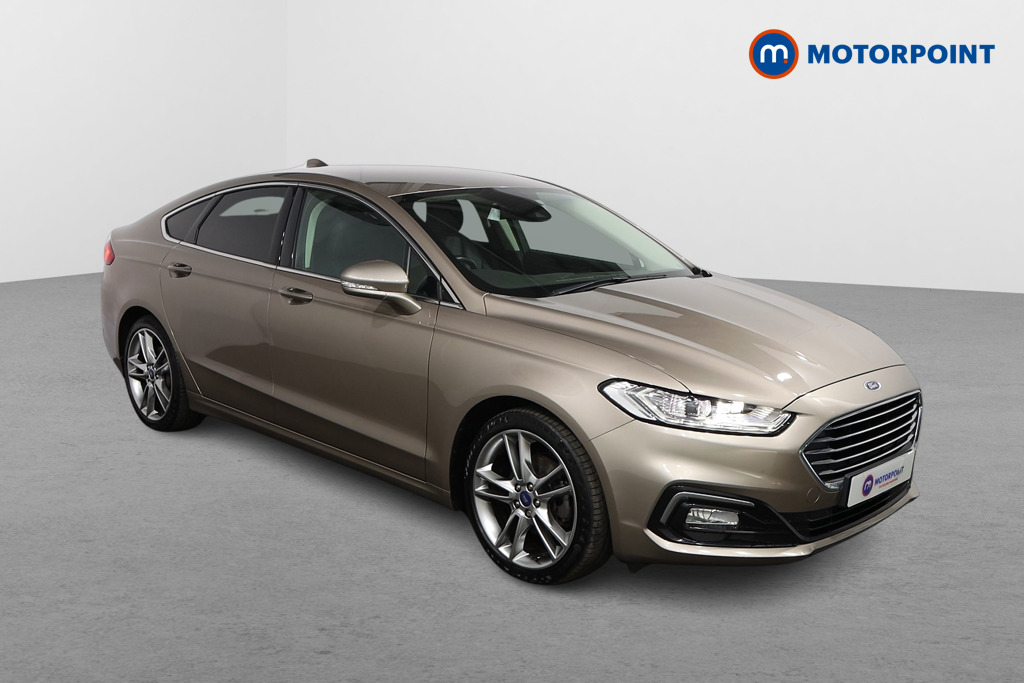 Ford Mondeo Titanium Edition Manual Diesel Hatchback - Stock Number (1581442) - Drivers side front corner