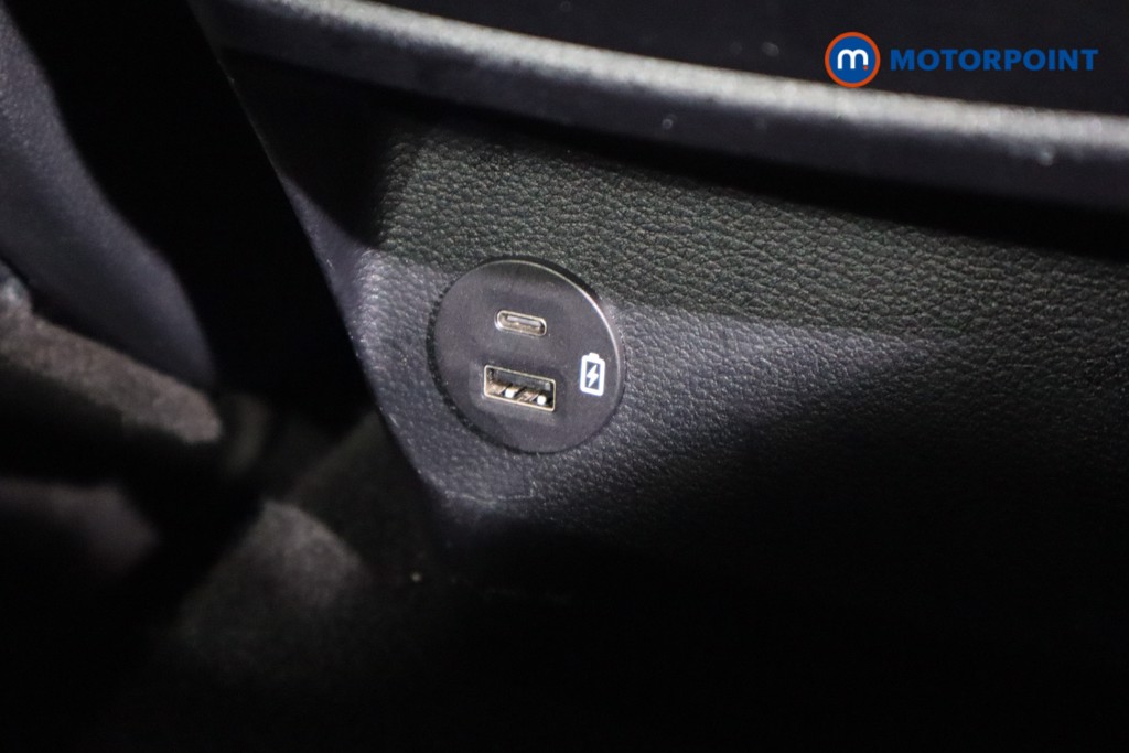 Ford Ranger Wildtrak Automatic Diesel Double Cab Pick-Up - Stock Number (1581710) - 13th supplementary image