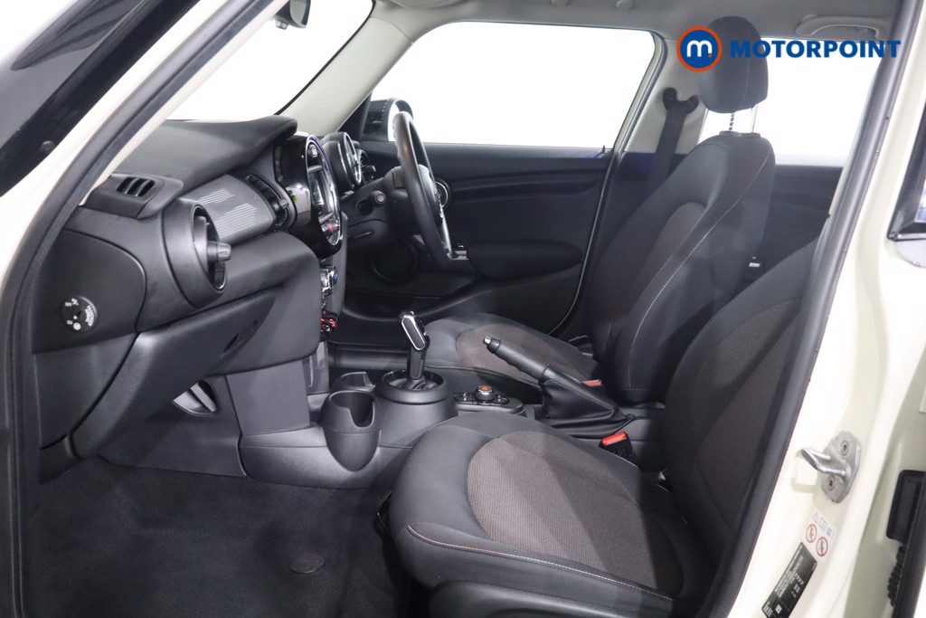 Mini Hatchback Cooper Classic Automatic Petrol Hatchback - Stock Number (1583042) - 4th supplementary image