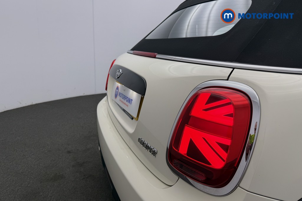 Mini Convertible Cooper Classic Automatic Petrol Convertible - Stock Number (1551227) - 24th supplementary image