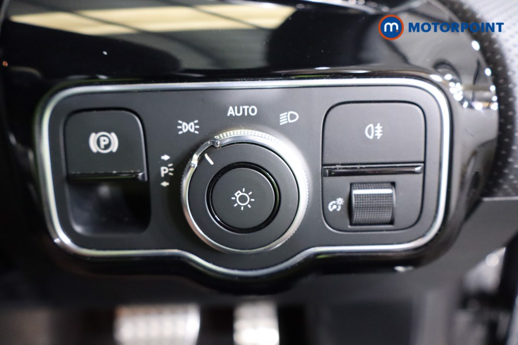 Mercedes-Benz A Class Amg Line Automatic Diesel Saloon - Stock Number (1559389) - 16th supplementary image