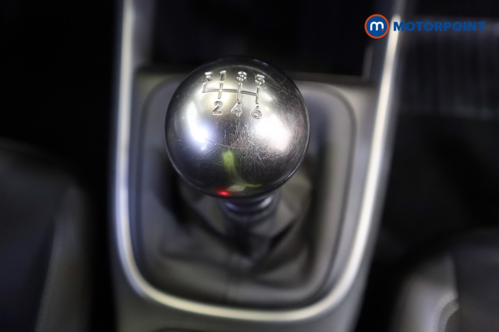 Jeep Avenger Altitude Manual Petrol SUV - Stock Number (1565152) - 4th supplementary image