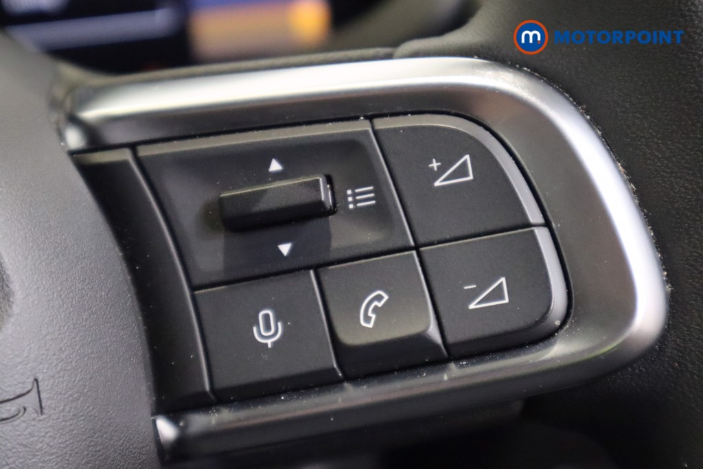 Jeep Avenger Altitude Manual Petrol SUV - Stock Number (1565152) - 17th supplementary image