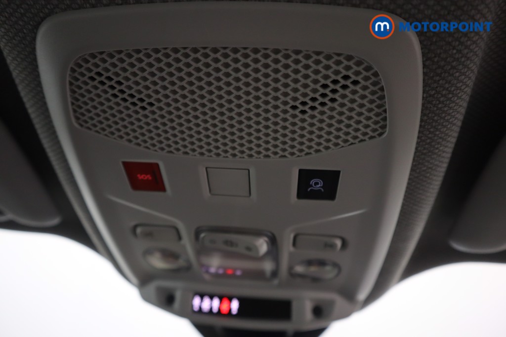 Jeep Avenger Altitude Manual Petrol SUV - Stock Number (1565152) - 24th supplementary image