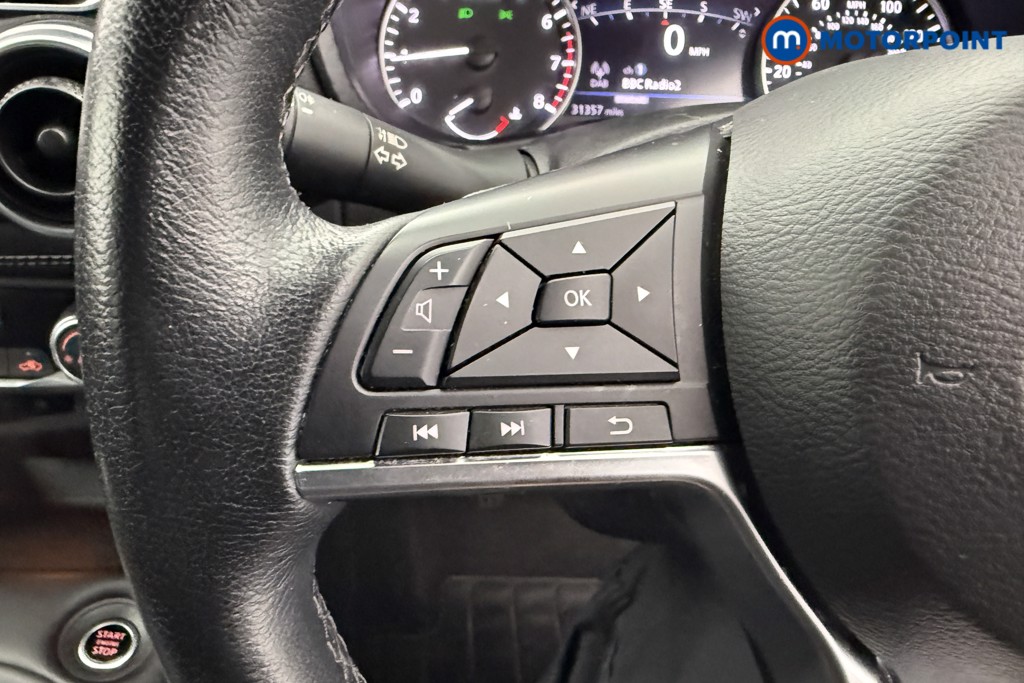 Nissan Juke N-Connecta Manual Petrol SUV - Stock Number (1566094) - 13th supplementary image
