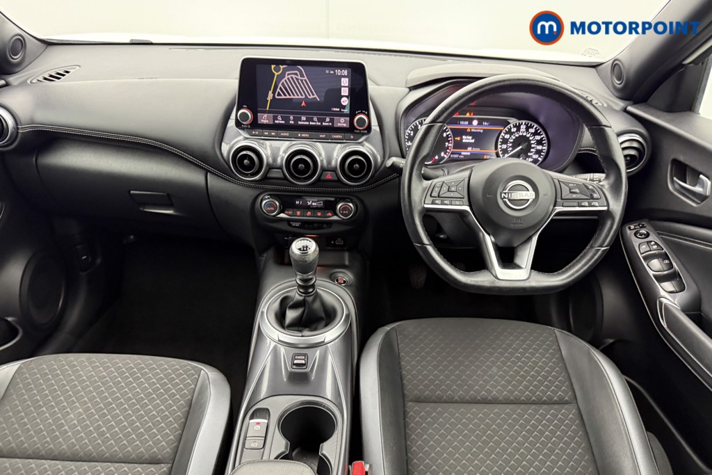 Nissan Juke N-Connecta Manual Petrol SUV - Stock Number (1566094) - 1st supplementary image