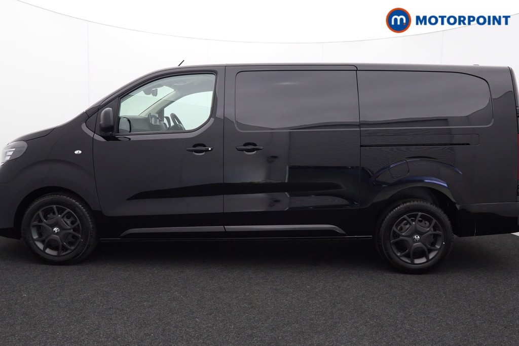 Vauxhall Vivaro PRO Manual Diesel Panel Van - Stock Number (1567159) - Passenger side