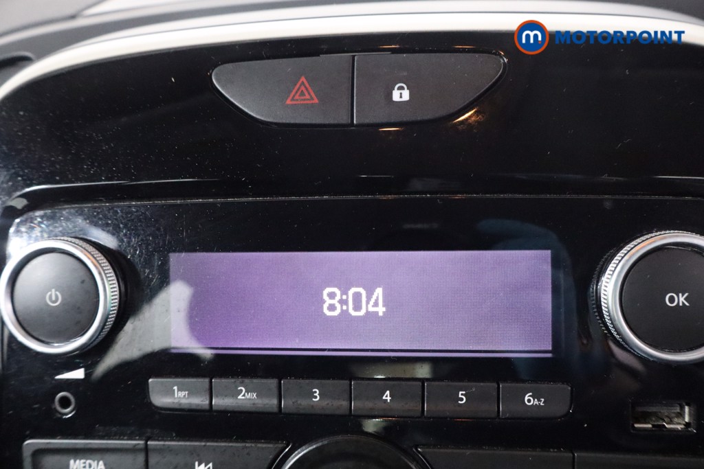 Renault Captur Play Manual Diesel SUV - Stock Number (1570288) - 2nd supplementary image