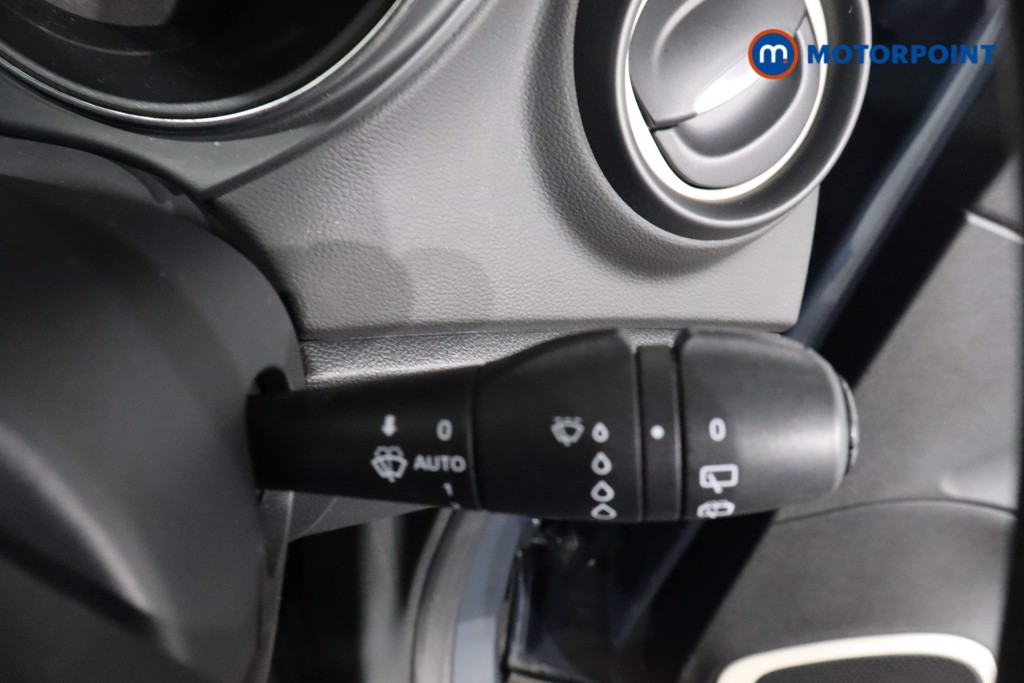 Renault Captur Play Manual Diesel SUV - Stock Number (1570288) - 16th supplementary image