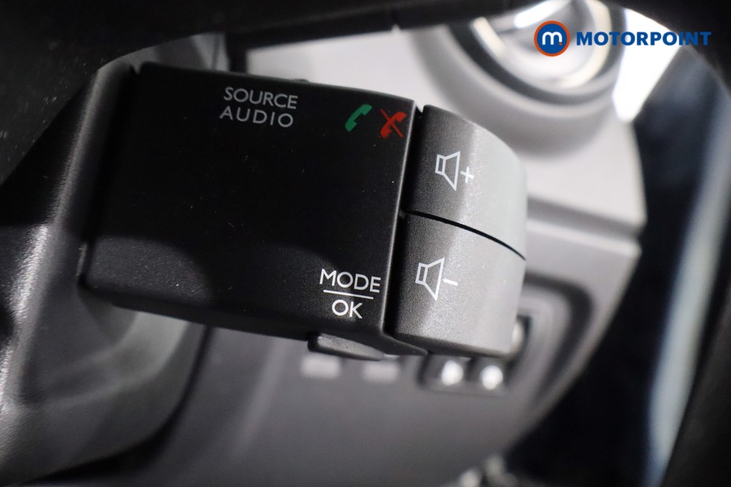 Renault Captur Play Manual Diesel SUV - Stock Number (1570288) - 17th supplementary image