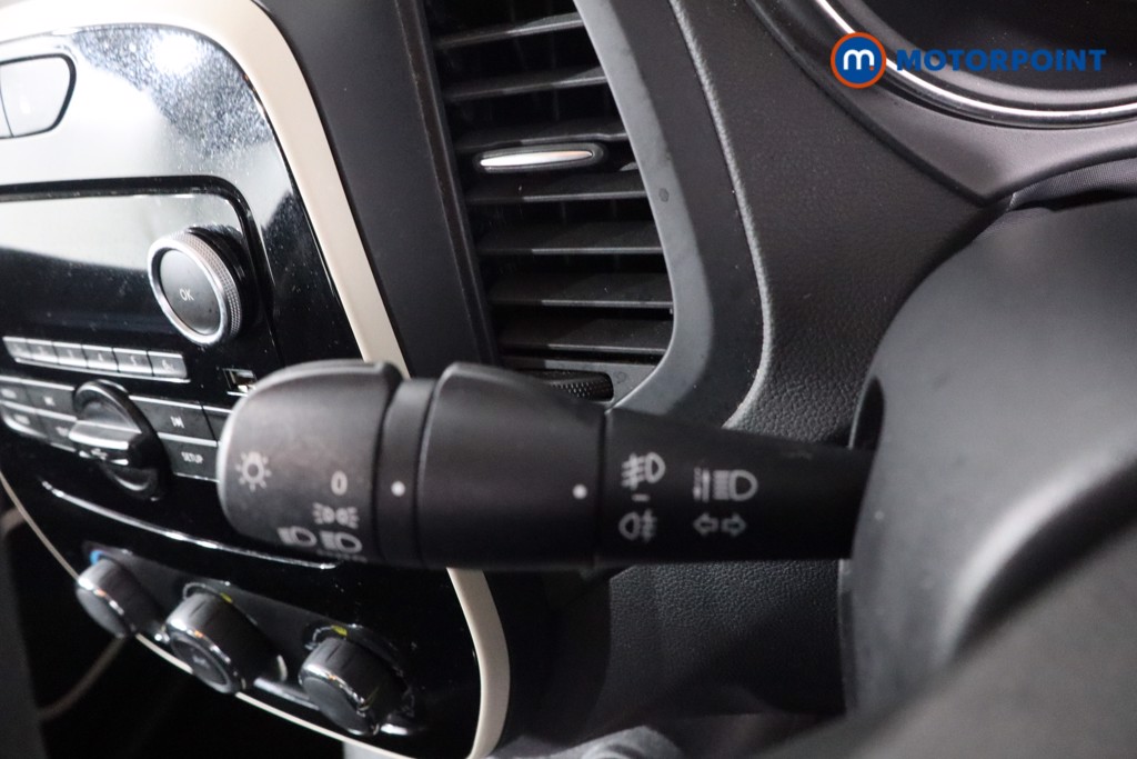 Renault Captur Play Manual Diesel SUV - Stock Number (1570288) - 18th supplementary image