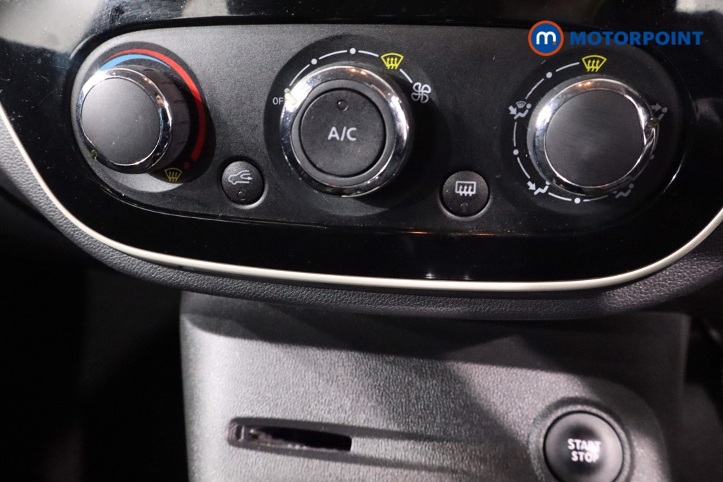 Renault Captur Play Manual Diesel SUV - Stock Number (1570288) - 20th supplementary image