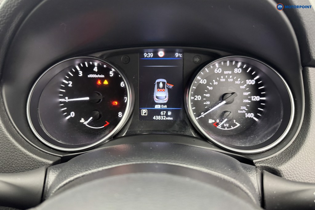 Nissan Qashqai Acenta Premium Automatic Petrol SUV - Stock Number (1571035) - 9th supplementary image