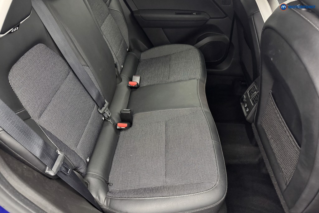 Renault Captur Se Edition Manual Petrol SUV - Stock Number (1571367) - 4th supplementary image
