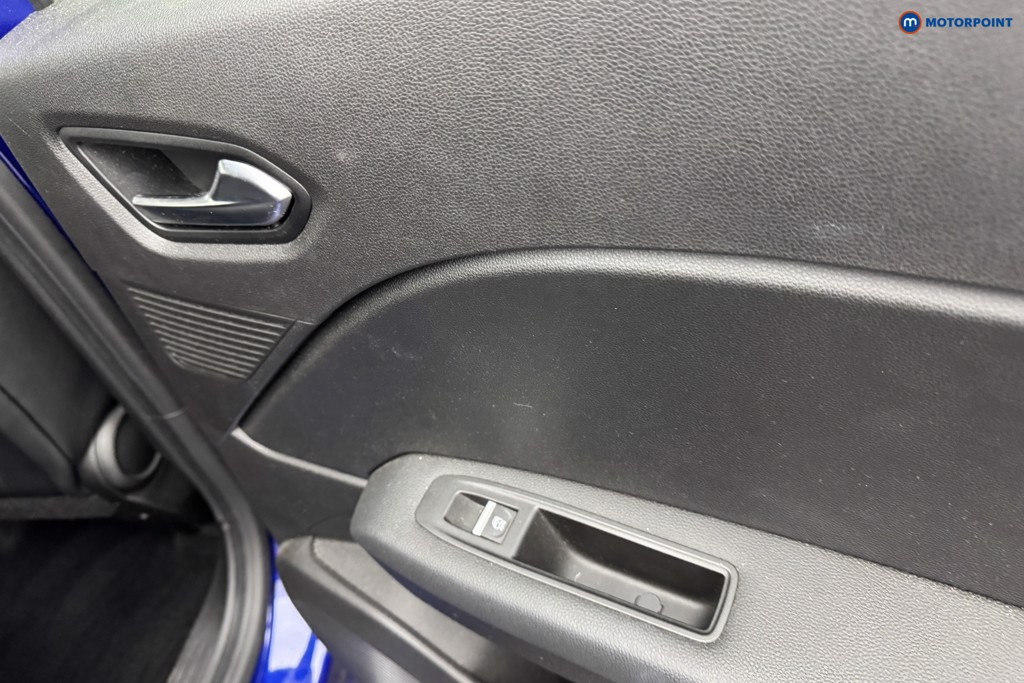 Renault Captur Se Edition Manual Petrol SUV - Stock Number (1571367) - 25th supplementary image