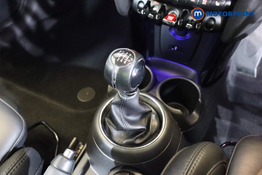 Mini Hatchback Cooper S Exclusive Manual Petrol Hatchback - Stock Number (1571576) - 11th supplementary image